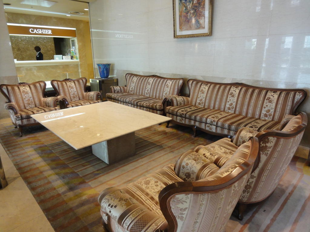 Okayama Royal Hotel ภายนอก รูปภาพ